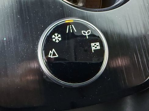 Certified 2024 Nissan Rogue S image 25