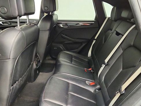 Used 2018 Porsche Macan S AWD/4WD image 19