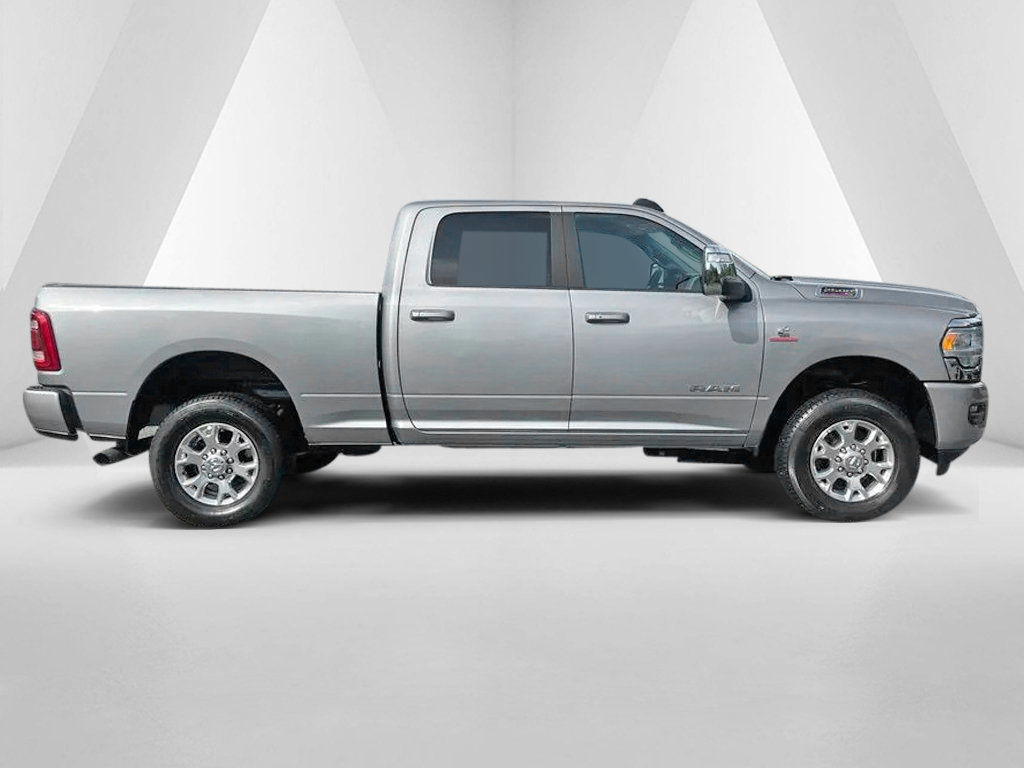 Used 2024 RAM 2500 Laramie AWD/4WD image 10