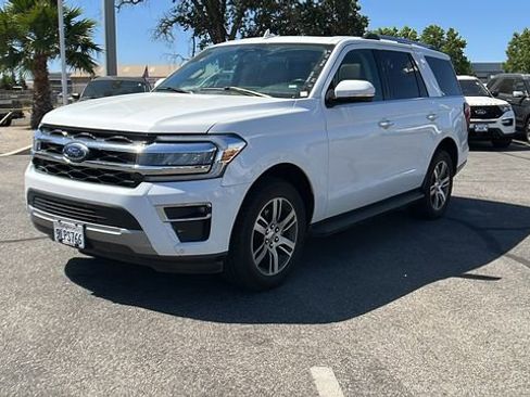 Used 2024 Ford Expedition Limited RWD image 7
