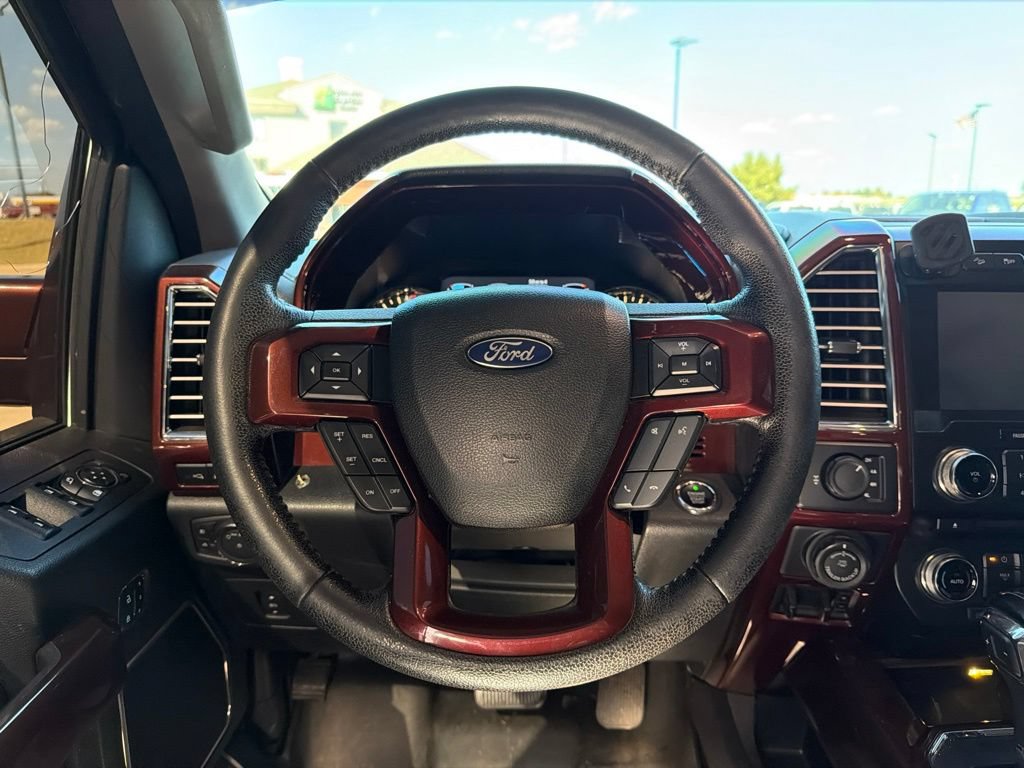 Used 2016 Ford F150 Lariat w/ Equipment Group 502A Luxury AWD/4WD image 18