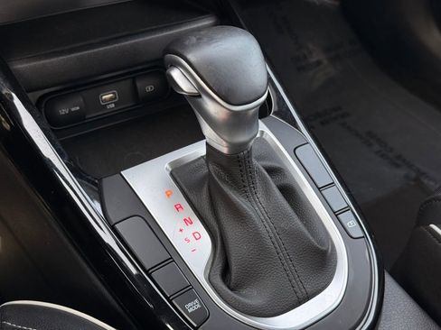 Used 2022 Kia Forte GT-Line image 32