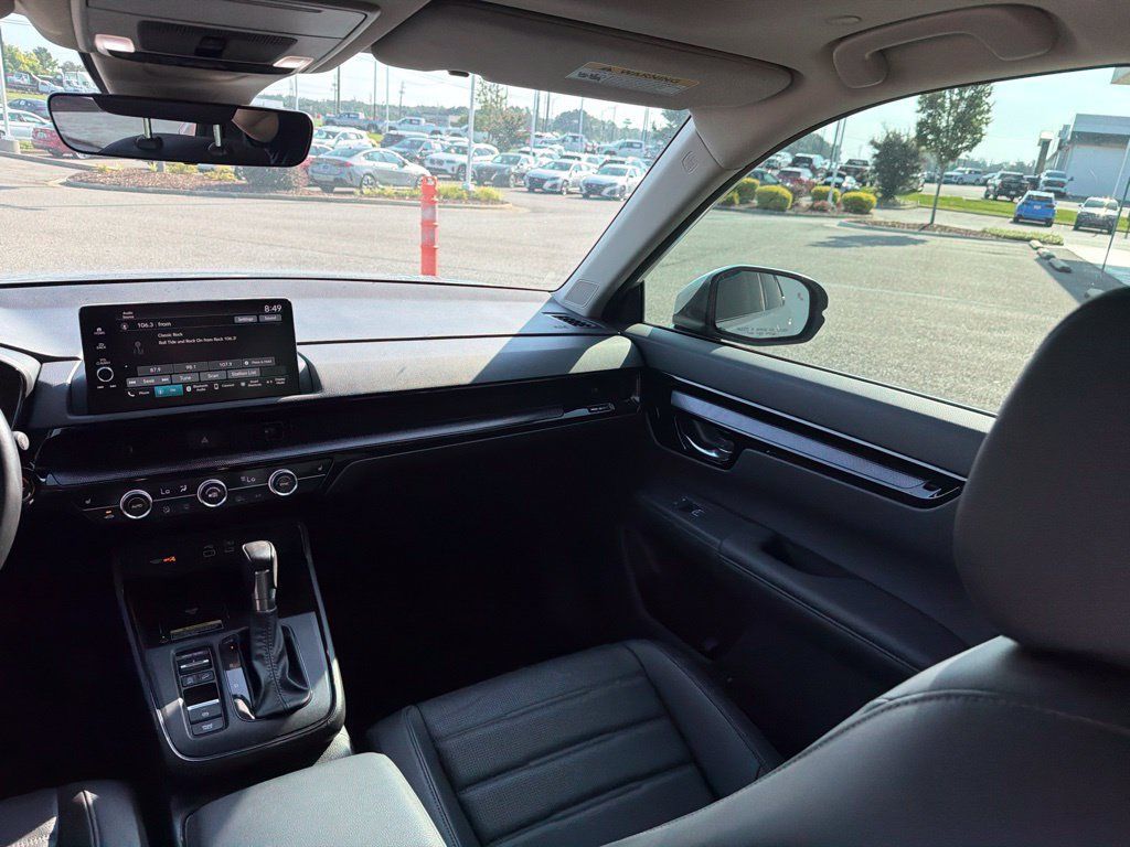 Used 2025 Honda CR-V EX-L image 28