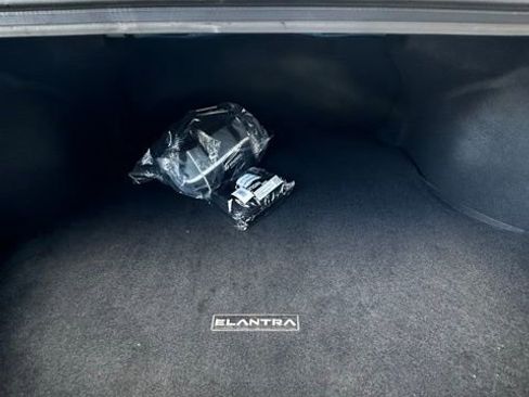 Certified 2025 Hyundai Elantra Sport FWD image 27