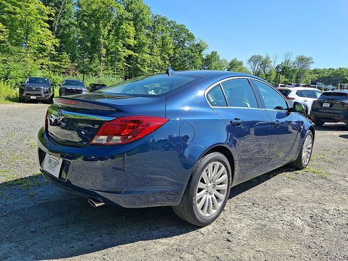 Used 2011 Buick Regal CXL Turbo w/ TO2 Preferred Equipment Group FWD image 24