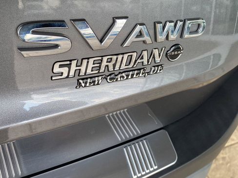 Certified 2023 Nissan Rogue SV w/ SV Premium B Package AWD/4WD image 8