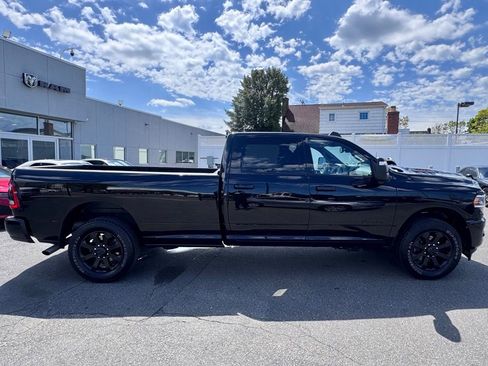 Used 2024 RAM 2500 Laramie w/ Night Edition RWD image 9