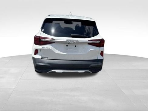 Used 2022 Kia Seltos LX AWD/4WD image 7