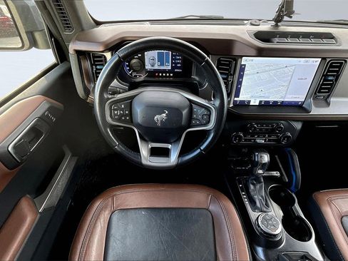 Used 2022 Ford Bronco Outer Banks w/ Sasquatch Package image 4