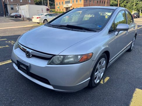Used 2007 Honda Civic LX image 1