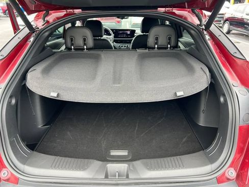 Used 2025 Buick Envista Preferred w/ Convenience II Package FWD image 25