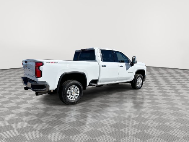Used 2026 Chevrolet Silverado 2500 LTZ w/ LTZ Convenience Package AWD/4WD image 14