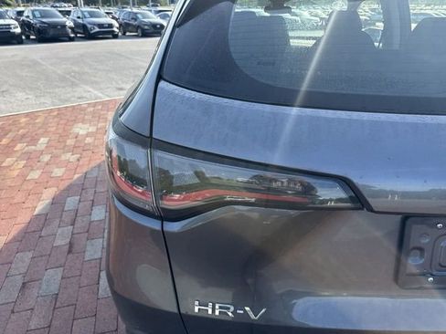 Certified 2024 Honda HR-V LX image 10