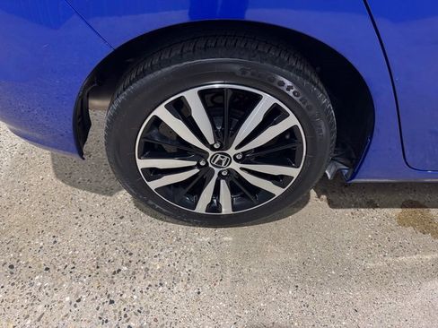 Used 2018 Honda Fit EX image 12