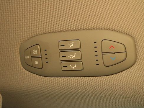 Used 2018 Kia Sedona L image 14