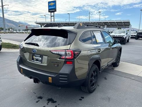 Used 2025 Subaru Outback Wilderness AWD/4WD image 7