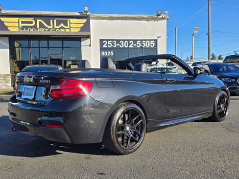 Used 2015 BMW 228i Convertible image 8
