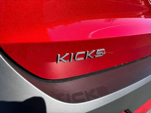 New 2026 Nissan Kicks SV image 15
