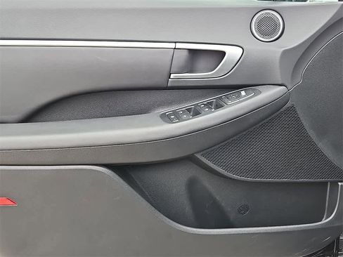 Used 2024 Hyundai Sonata SEL image 12