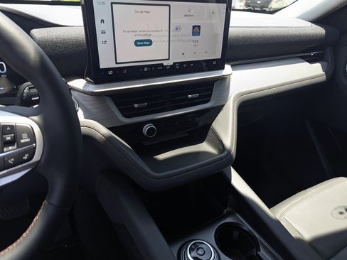 New 2026 Ford Explorer Active w/ Active Comfort Package RWD image 10