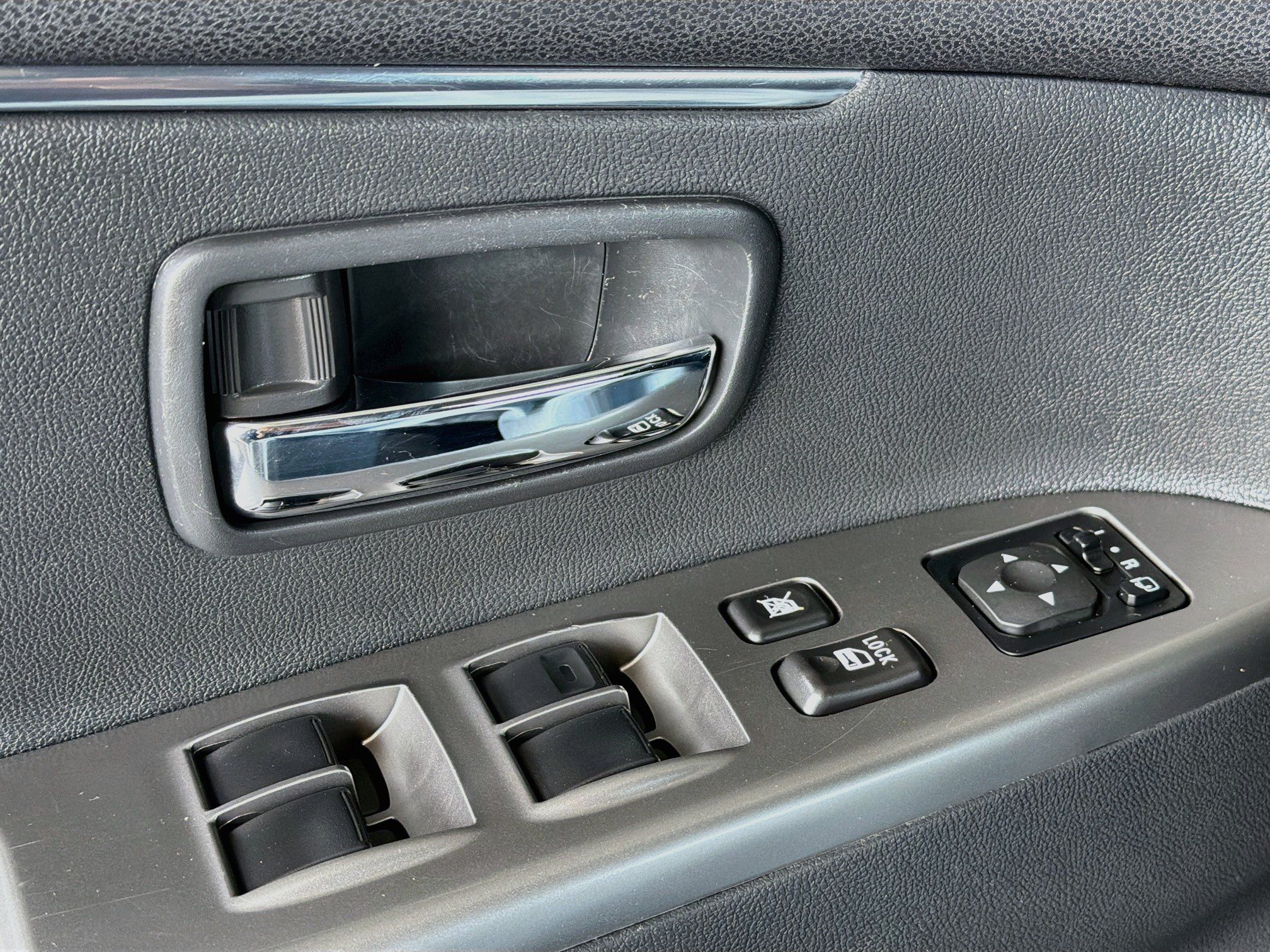 Used 2024 Mitsubishi Outlander Sport AWD image 15