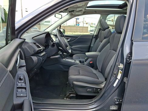 Used 2022 Subaru Forester Premium AWD/4WD image 15
