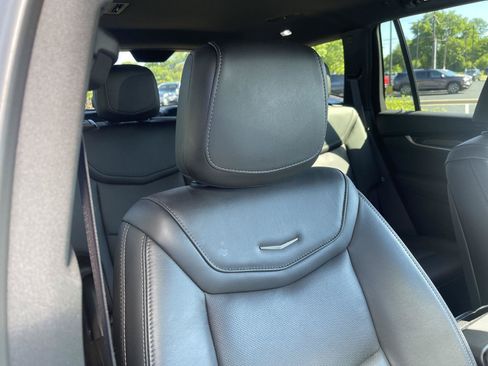 Used 2024 Cadillac XT6 Premium Luxury w/ LPO, Floor Liner Package AWD/4WD image 39