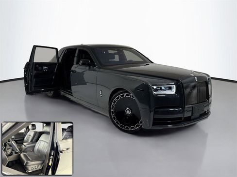 Used 2019 Rolls-Royce Phantom Sedan RWD image 2