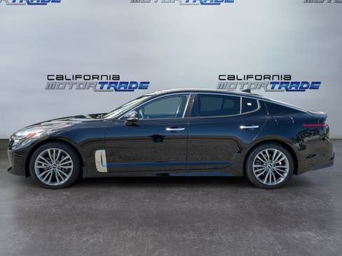 Used 2019 Kia Stinger Premium RWD image 8
