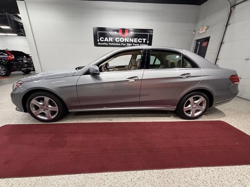 Used 2014 Mercedes-Benz E 350 4MATIC Sedan image 20