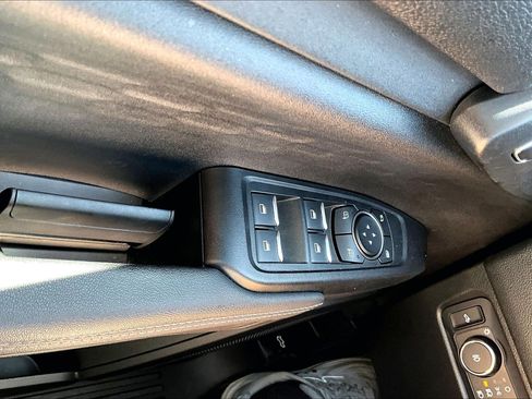Used 2025 Ford Ranger XLT AWD/4WD image 32