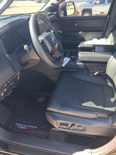 Used 2026 Toyota Sequoia TRD Pro AWD/4WD image 13