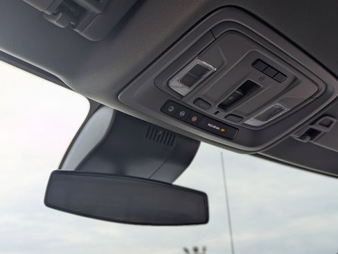 Used 2023 Chevrolet Silverado 1500 LT image 31