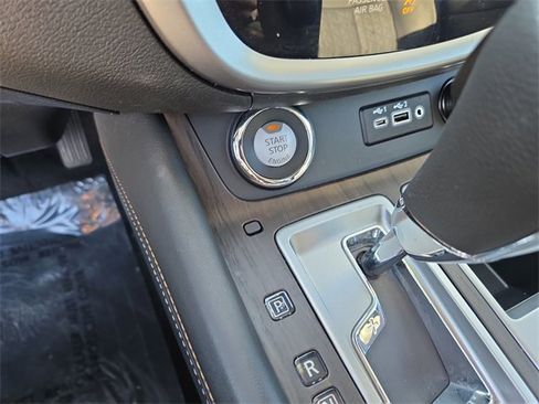 Certified 2024 Nissan Murano Platinum w/ Cargo Package image 21