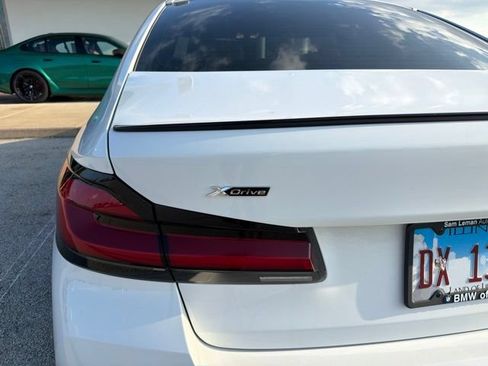 Used 2023 BMW 530i xDrive w/ M Sport Package AWD/4WD image 7