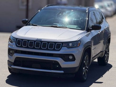 Used 2022 Jeep Compass Limited AWD/4WD image 5