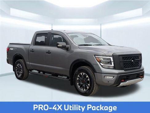Certified 2024 Nissan Titan PRO-4X w/ Pro-4x Convenience Package image 9