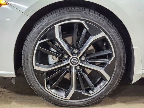 Used 2023 Nissan Altima 2.5 SR image 28