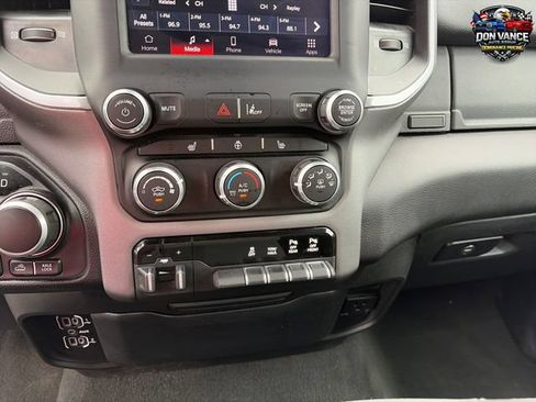 Used 2024 RAM 1500 Big Horn AWD/4WD image 18