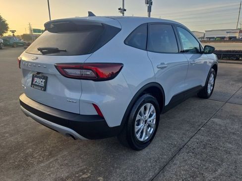 Used 2025 Ford Escape Active image 5