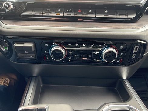 Used 2026 GMC Sierra 1500 SLT w/ SLT Premium Package image 38