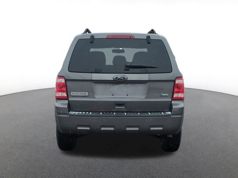 Used 2011 Ford Escape XLT image 5