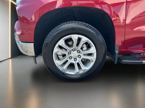 Used 2023 Chevrolet Silverado 1500 LTZ AWD/4WD image 10