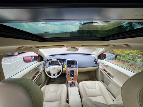 Used 2015 Volvo XC60 T5 Premier FWD image 14