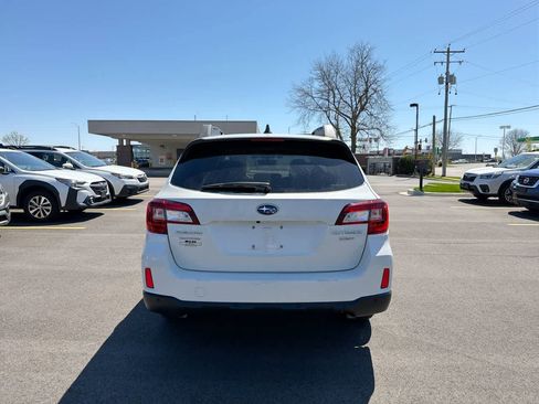 Used 2017 Subaru Outback 3.6R Limited image 12