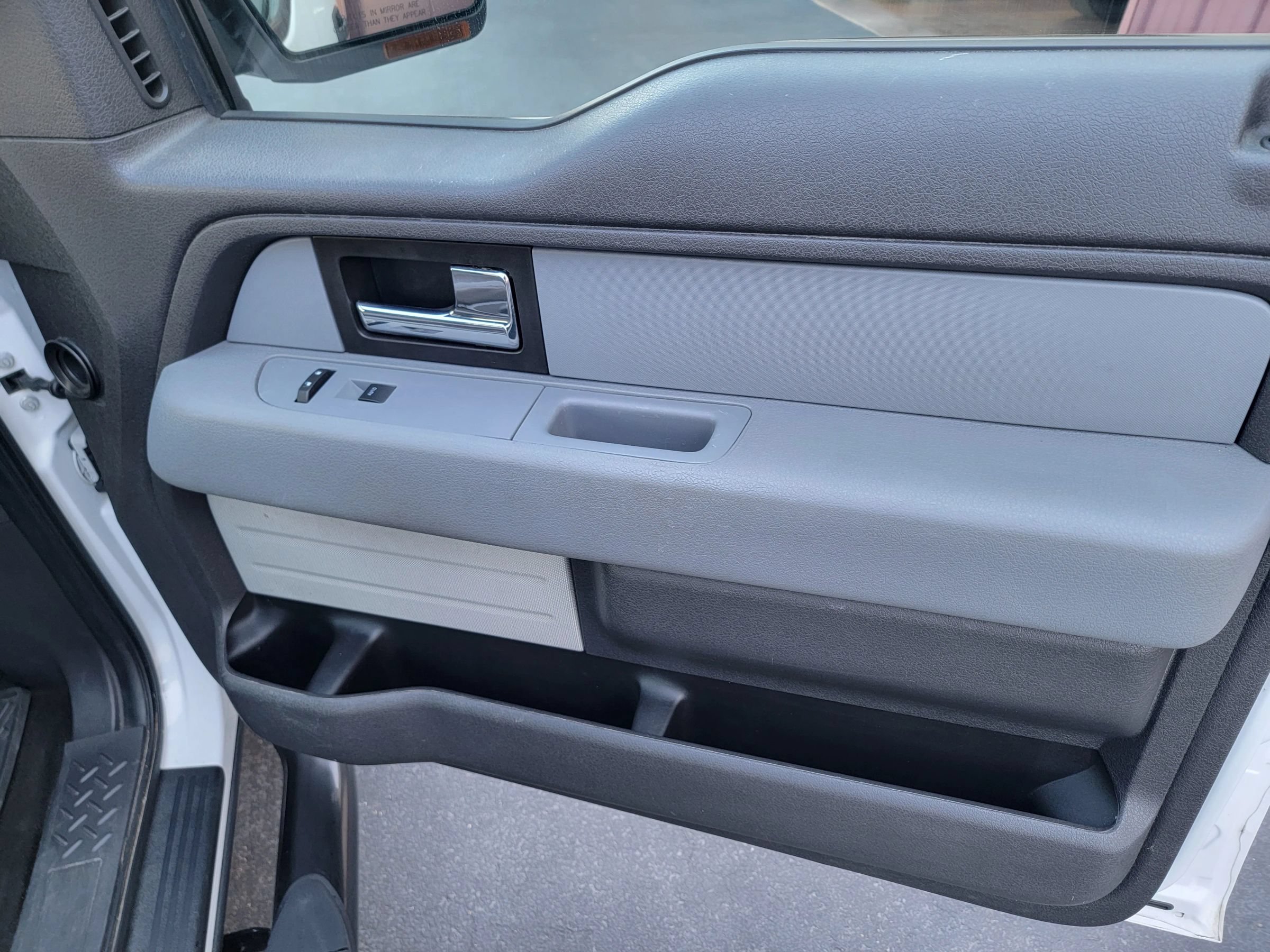 Used 2014 Ford F150 XLT w/ Equipment Group 301A Mid AWD/4WD image 22