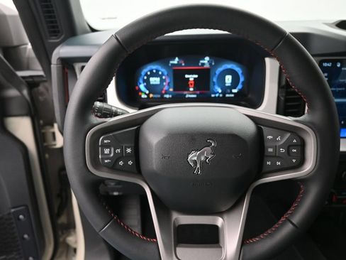 New 2026 Ford Bronco Heritage Edition AWD/4WD image 7