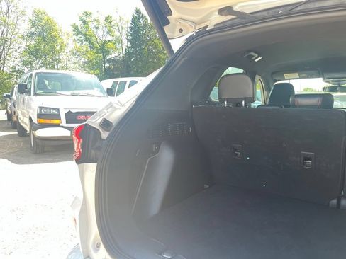 Used 2023 Ford Escape ST-Line AWD/4WD image 14