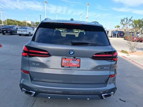 New 2026 BMW X5 xDrive50e w/ Executive Package AWD/4WD image 5