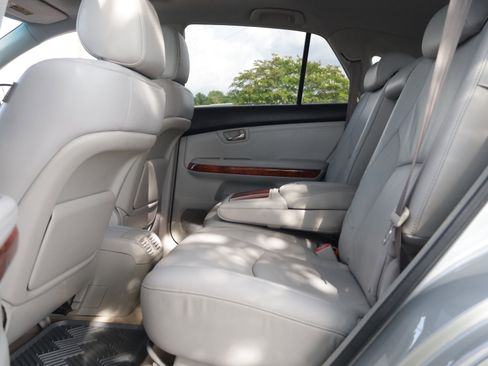 Used 2005 Lexus RX 330 AWD image 21
